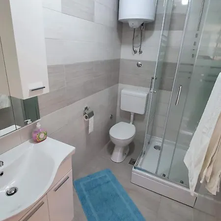 Pensiune Double With Terrace Tomica 3*