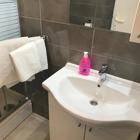 Double With Terrace Tomica Pensiune Baška