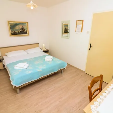 Double With Terrace Tomica Pensiune