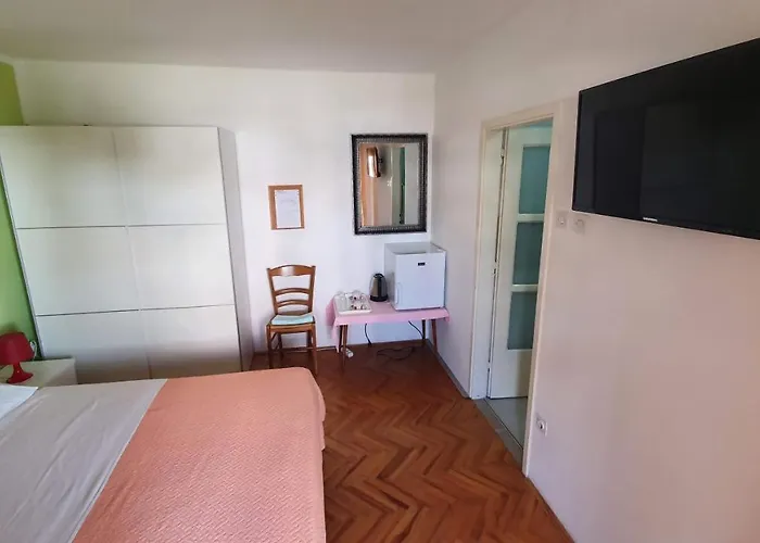 Double With Terrace Tomica 3* Baška